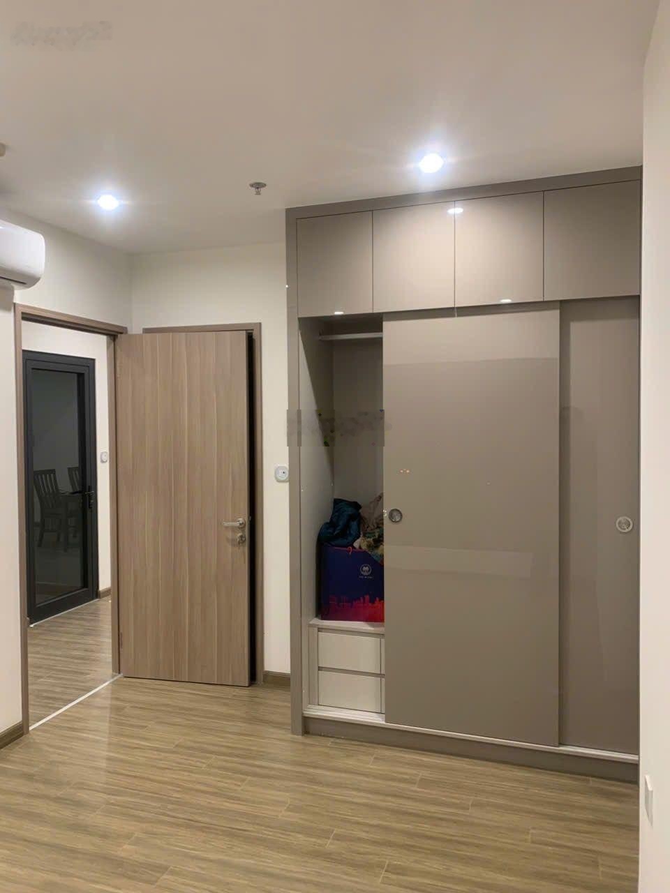 Cho thuê Căn góc 2 ngủ, 2wc- 63m2- Vinhomes Smart City Tây Mỗ, sẵn nội thất, giá thuê 10tr/tháng