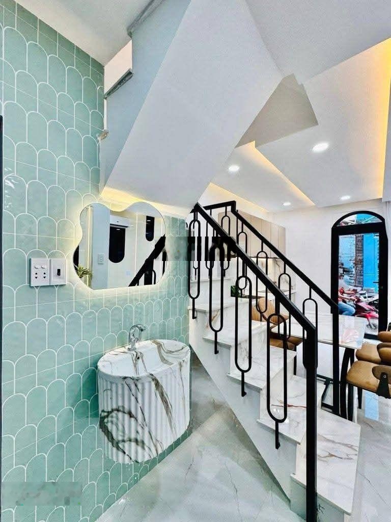 Hót nhất tại Đào tấn, cực đẹp ở ngay 41,9m 4t 7,9 tỷ.