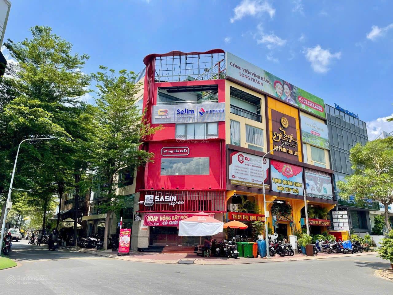 Hàng hiếm, giá tốt ! Bán chdv MT khu DC Kim Sơn, Quận 7 (5x20m, Hầm + 5 tầng, HĐT 100tr), giá 29 tỷ