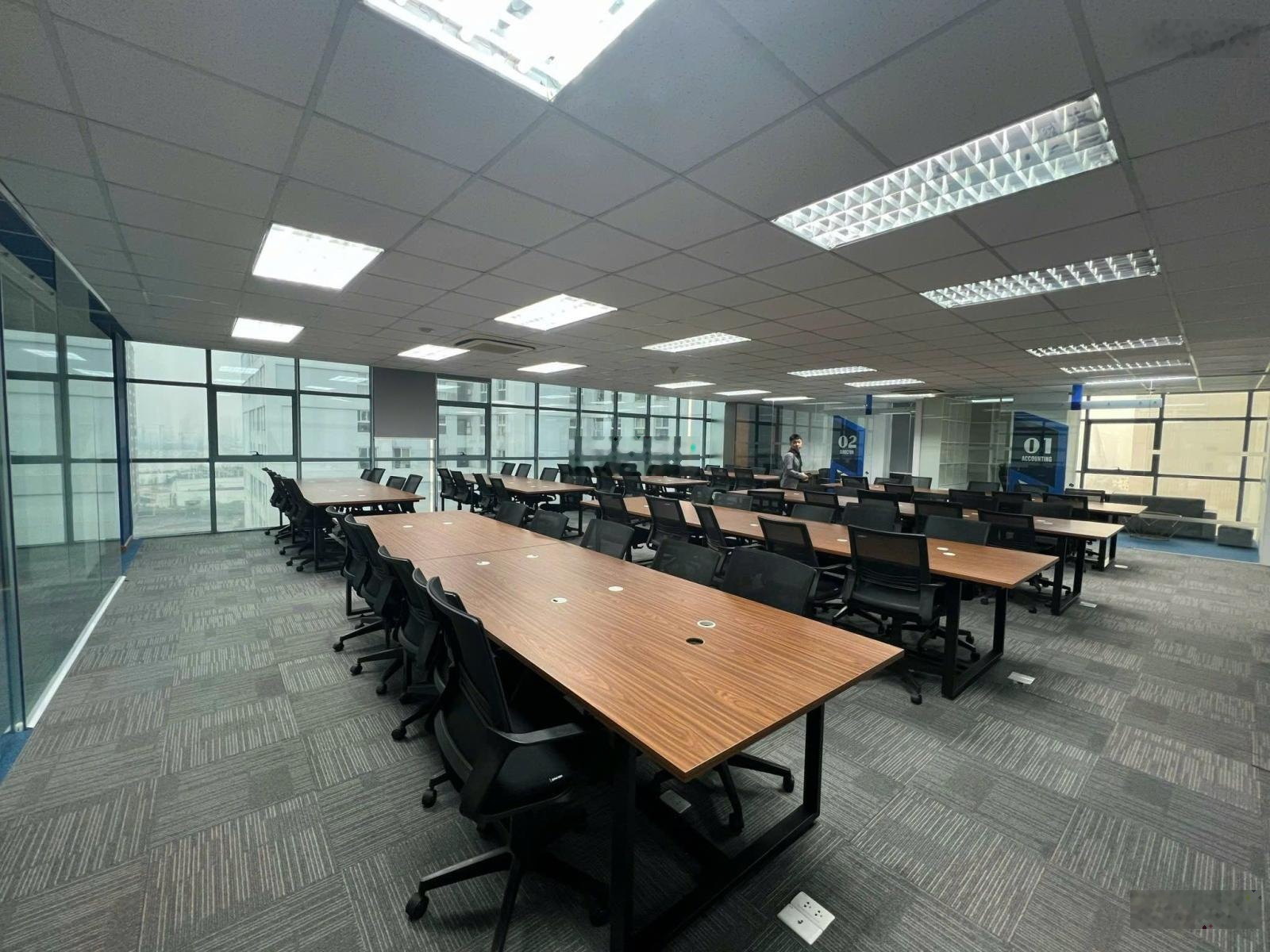 Hàng hiếm tại đường Giải Phóng 150k/m2 cho thuê VP cực chất DT 100m2 - 200m2 - 500m2 - 1000m2