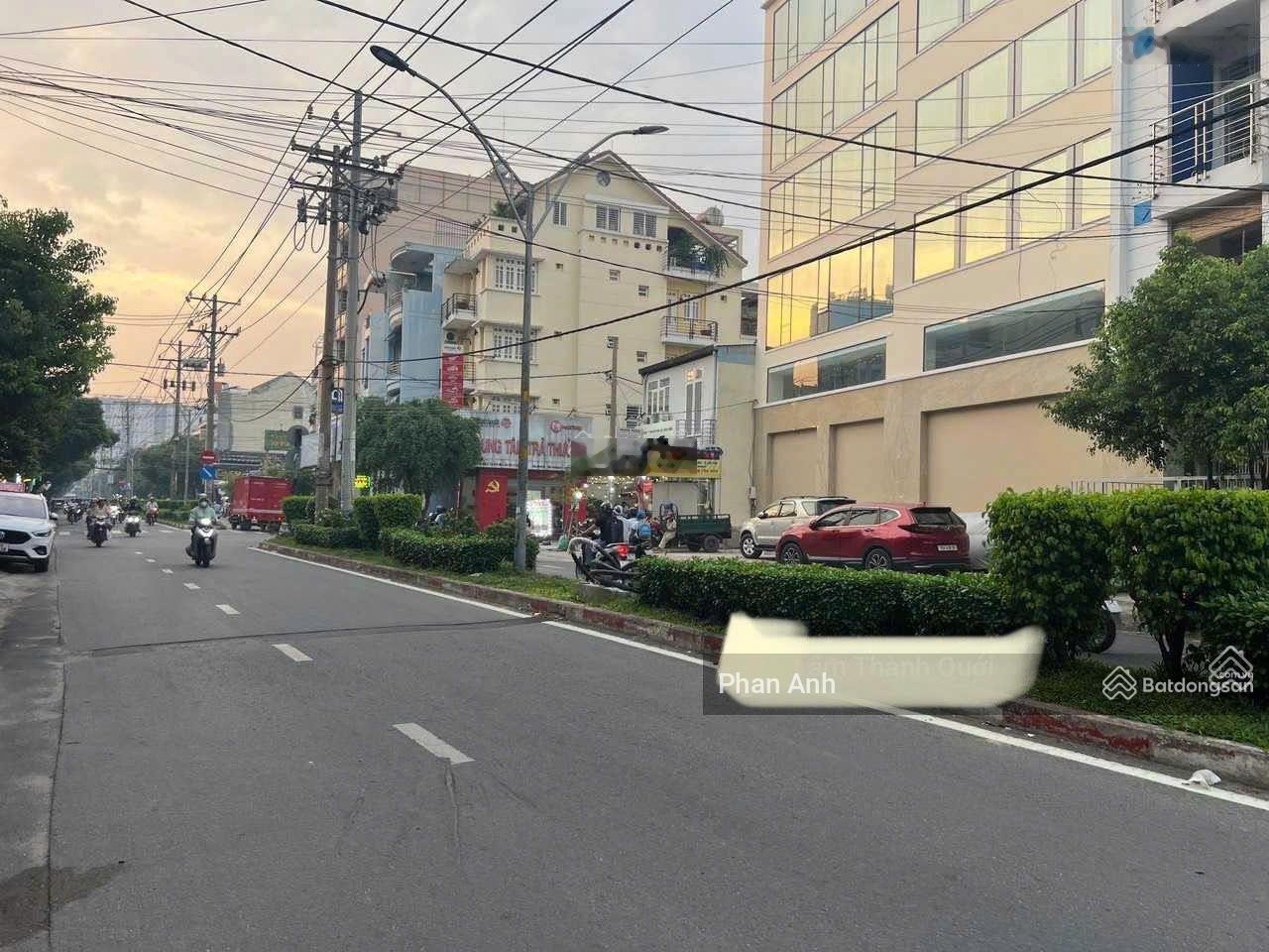 Giảm sốc 5 tỷ Về Hà Nội bán gấp nhà MT Nguyễn Cửu Đàm, P. Tân Sơn Nhì, Tân Phú 7x18m còn 20 tỷ