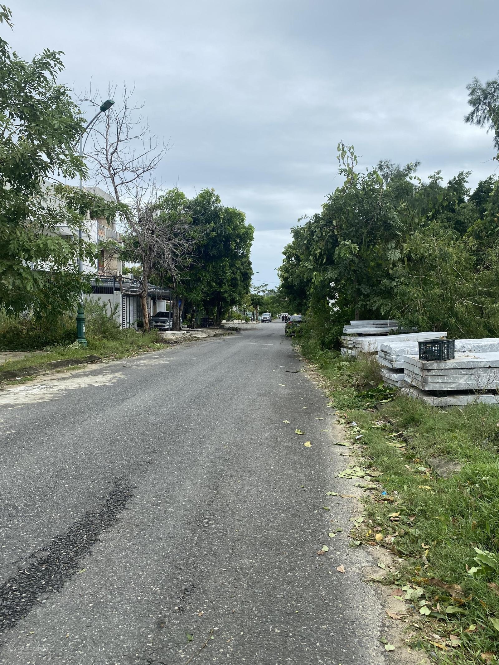 Bán lô đất đẹp Nguyễn Phan Chánh, vị trí đông dân cư điện âm, giá tốt