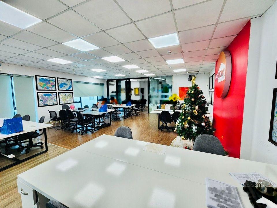 Cho thuê văn phòng Nguyễn Trãi, 20 triệu, 110m2, đẹp xuất sắc