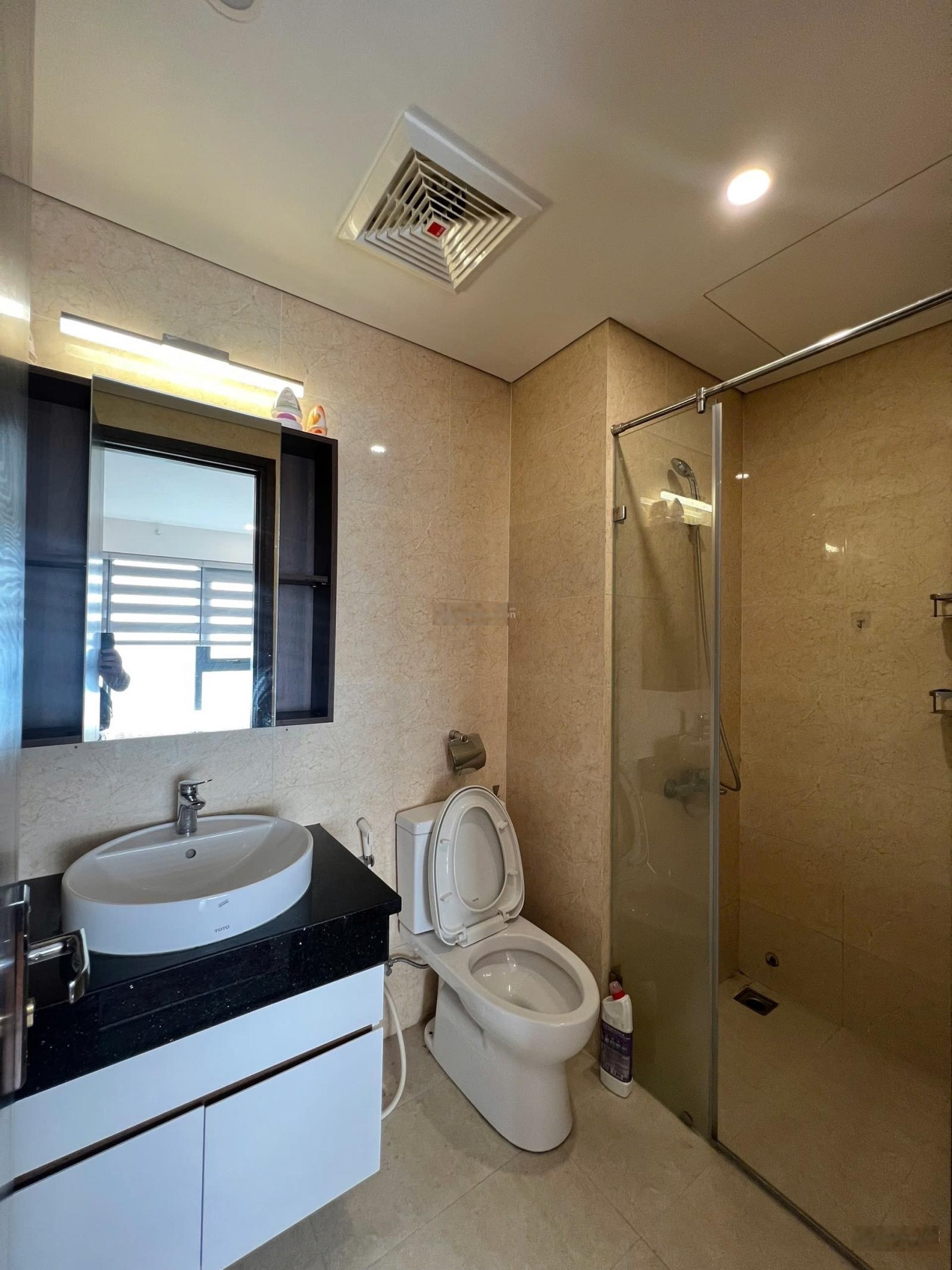 Chính chủ bán 5 căn hộ 57m2, 89m2, 103m2, 125m2, 176m2 giá tốt nhất thị trường. LH 0985814352