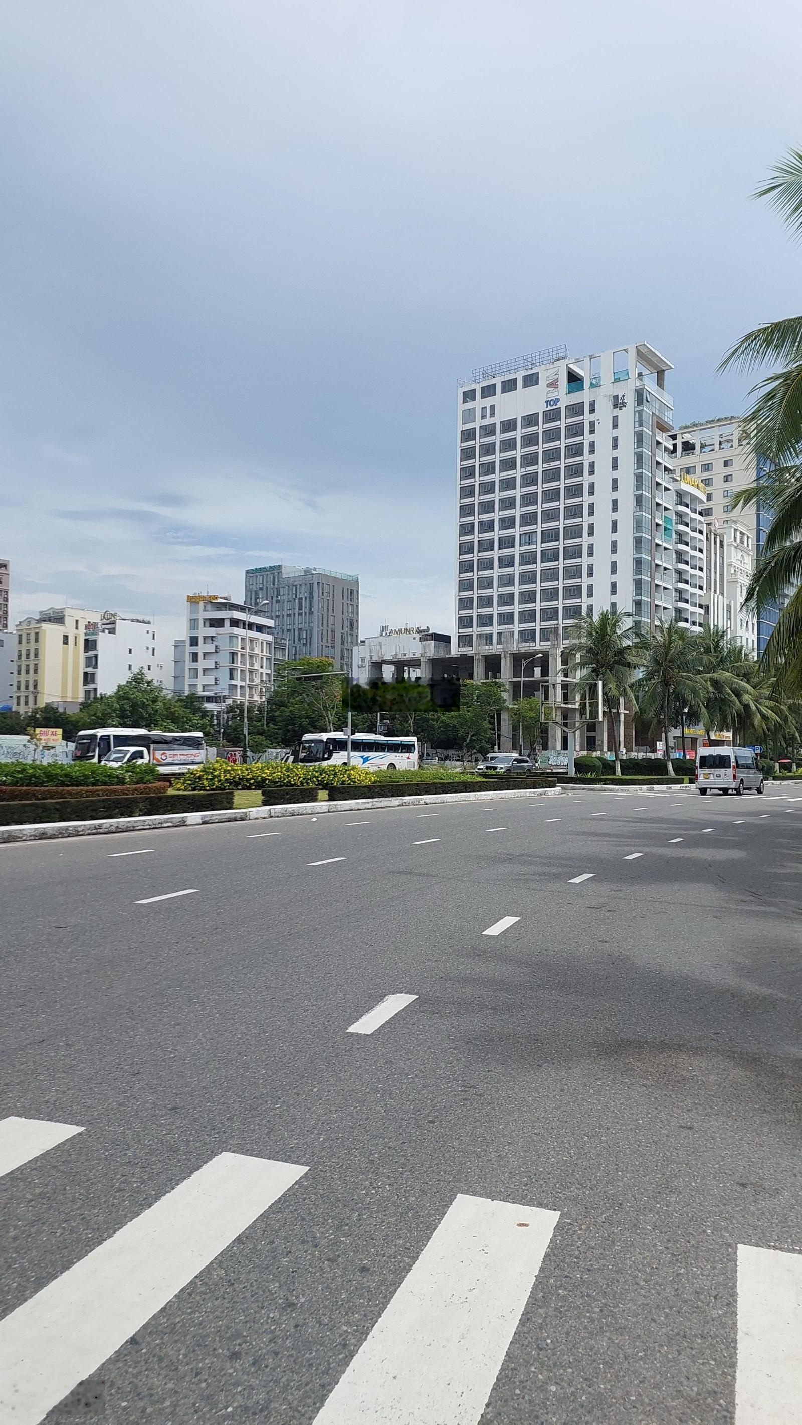 Đất Vương Thừa Vũ 90 m2 đường 27m2 sát biển Võ Nguyên Giáp sơn trà đẹp rẻ