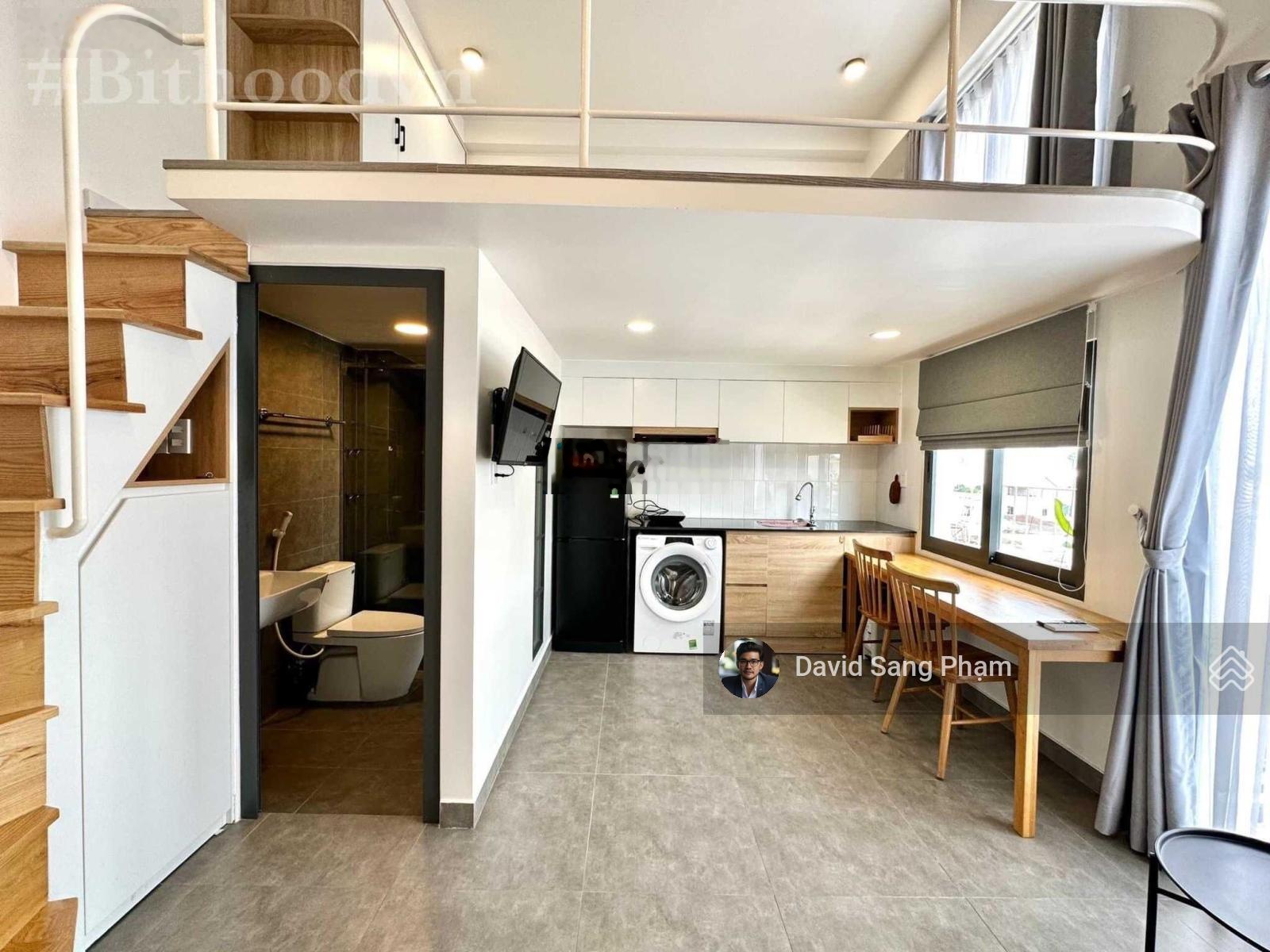 Gần Đại học Hutech + chính chủ cho thuê - phòng ban công có gác + nội thất hiện đại - LH 0989785554