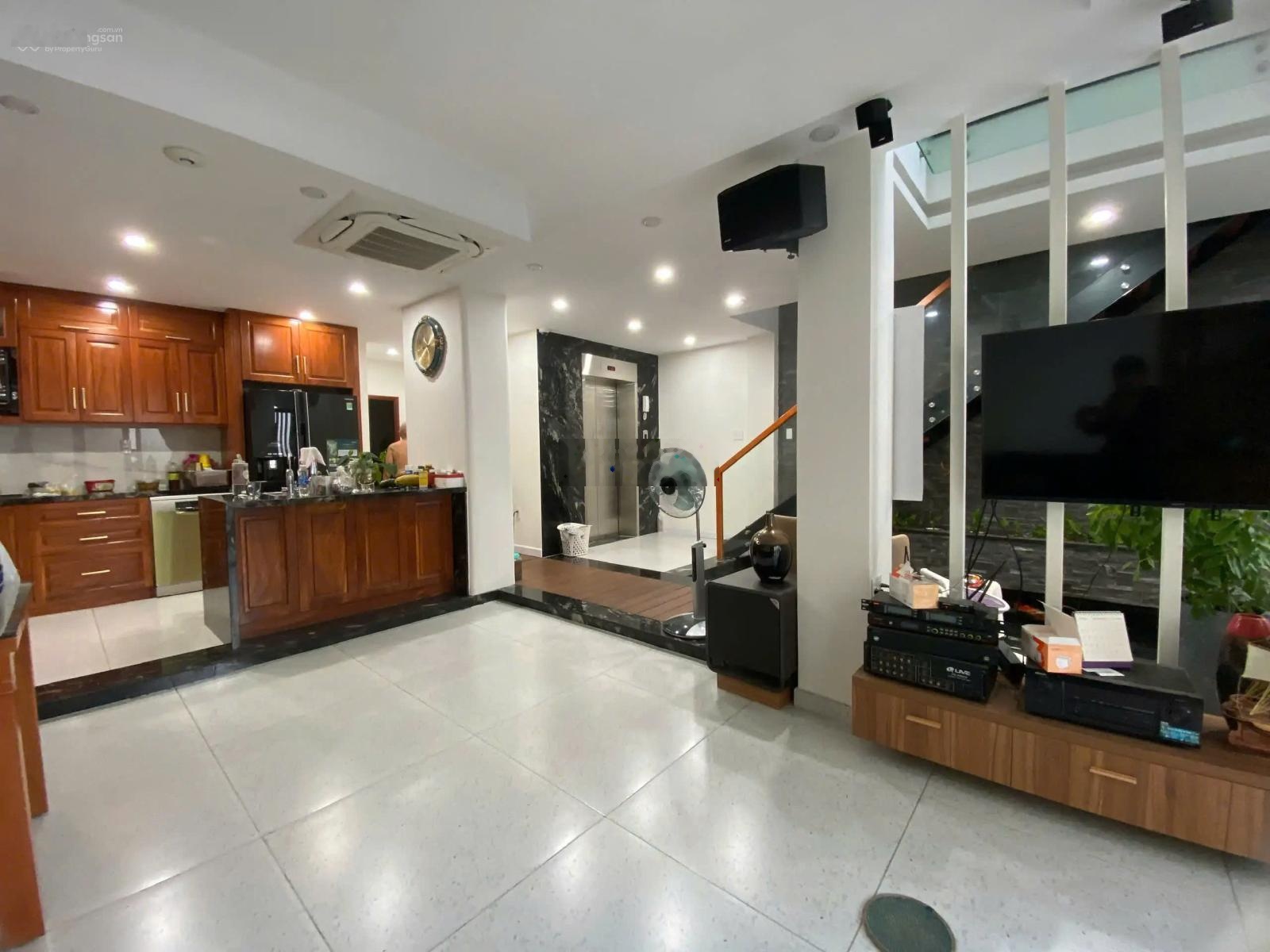 Định cư - giảm mạnh 2.5tỷ! Ngang khủng 7.5m -84m2, 5 tầng full NT + TM HXH Hoàng Văn Thụ chỉ 16,5tỷ