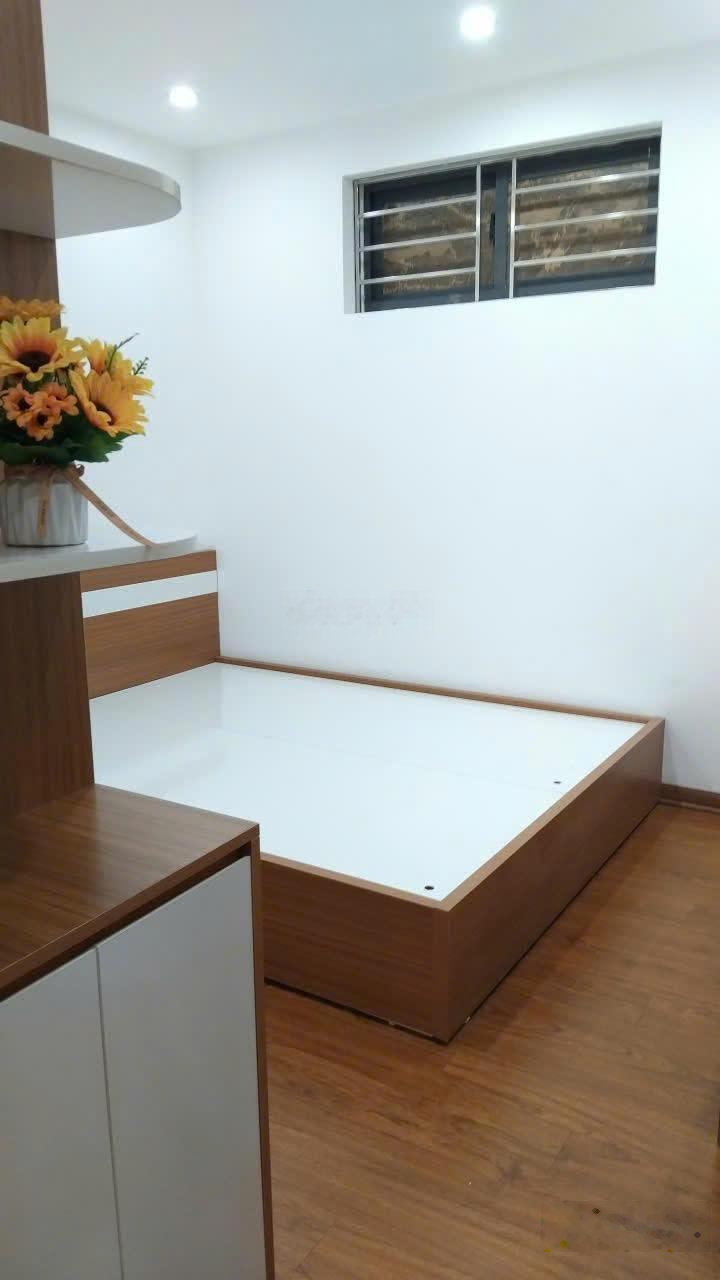 Chính chủ bán căn hộ chung cư VP5 Linh Đàm 60m2 thiết kế 2 ngủ 2Vs đầy đủ nội thất giá 4,88 tỷ