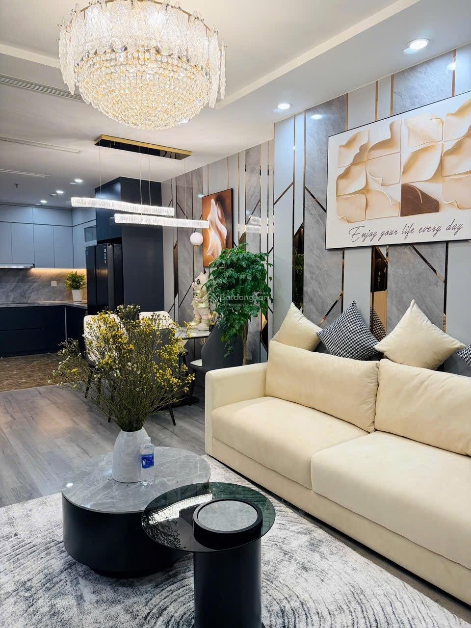 Bán căn 3PN.85m2 - Florence Mỹ Đình, ban công Nam. Full NT mới tinh. LH 0357536484