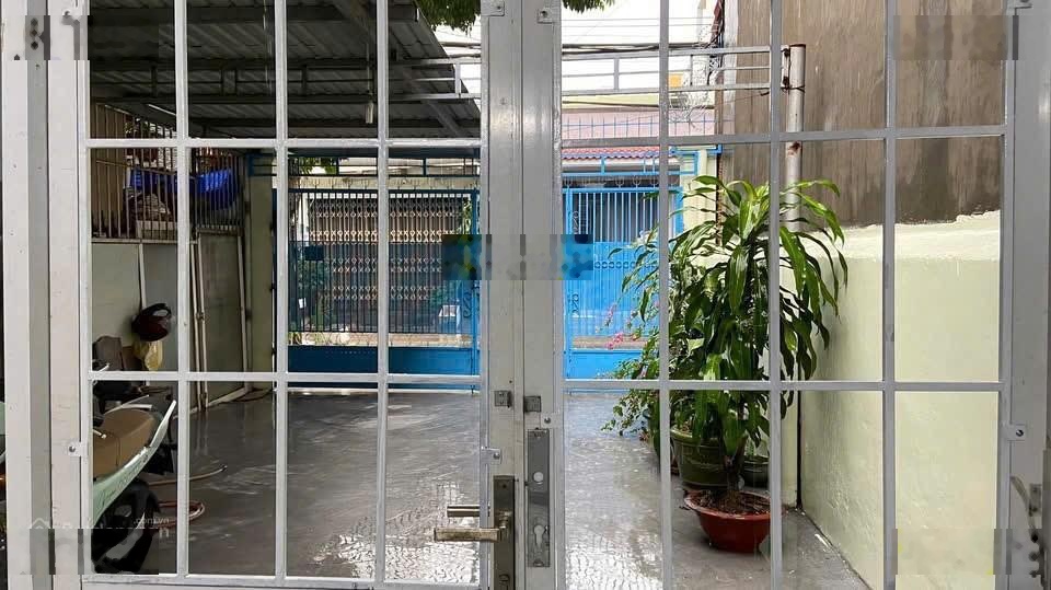 Bán nhà KDC cấp cho bộ đội P. Quang Vinh (Trấn Biên mới). Sau lưng Mega Market/chi cục thuế