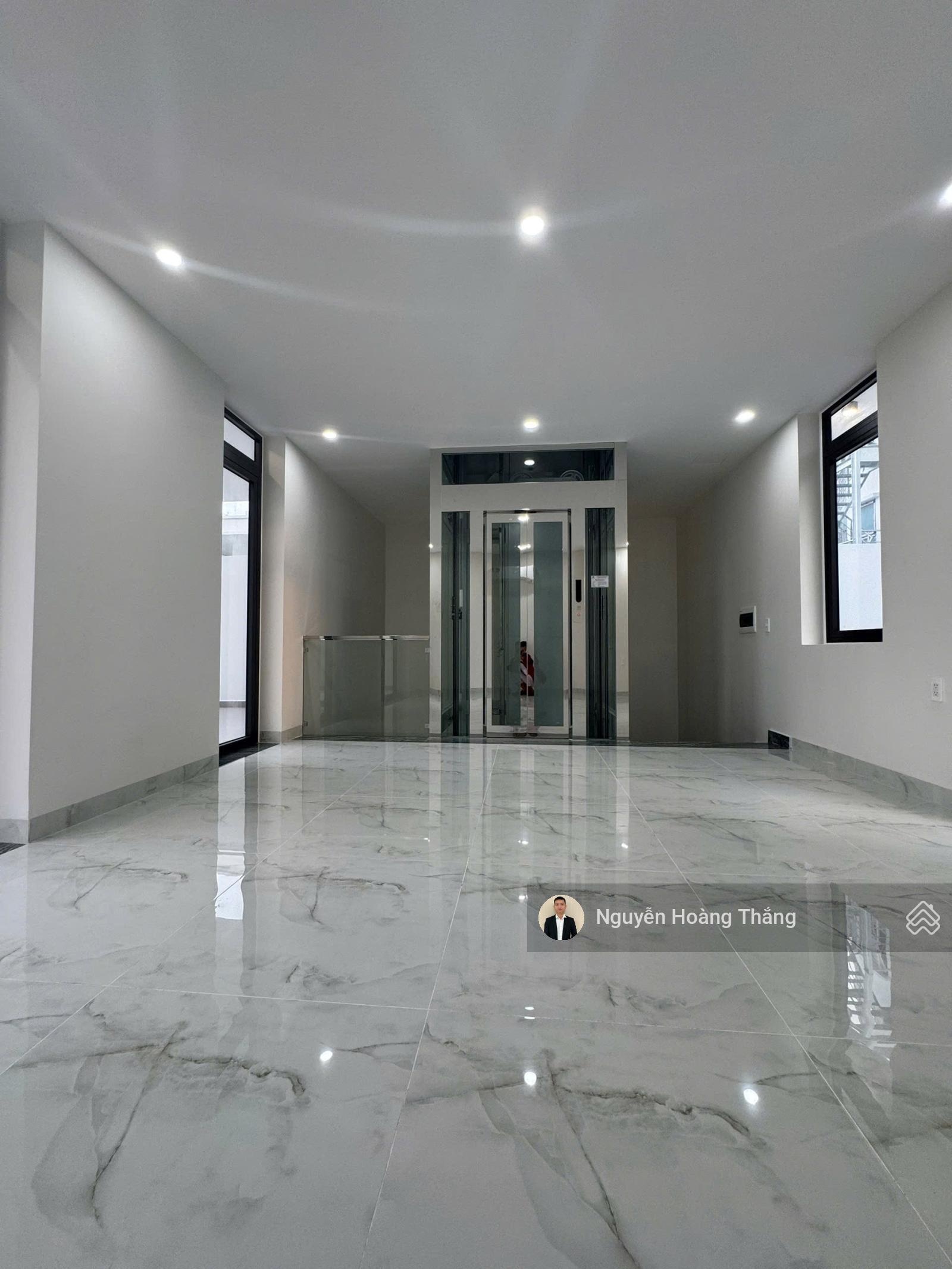 Cho thuê VP mới xây 100%, 1 hầm 4 tầng, DTSD 350m2 giá 55tr/th khu Thạnh Mỹ Lợi Q. 2, LH 0936890795