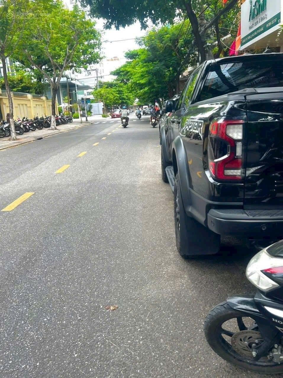 Cuối năm cần tiền gấp bán lúa non nhà mặt tiền 7.5m (ngang 8m) Hải Châu