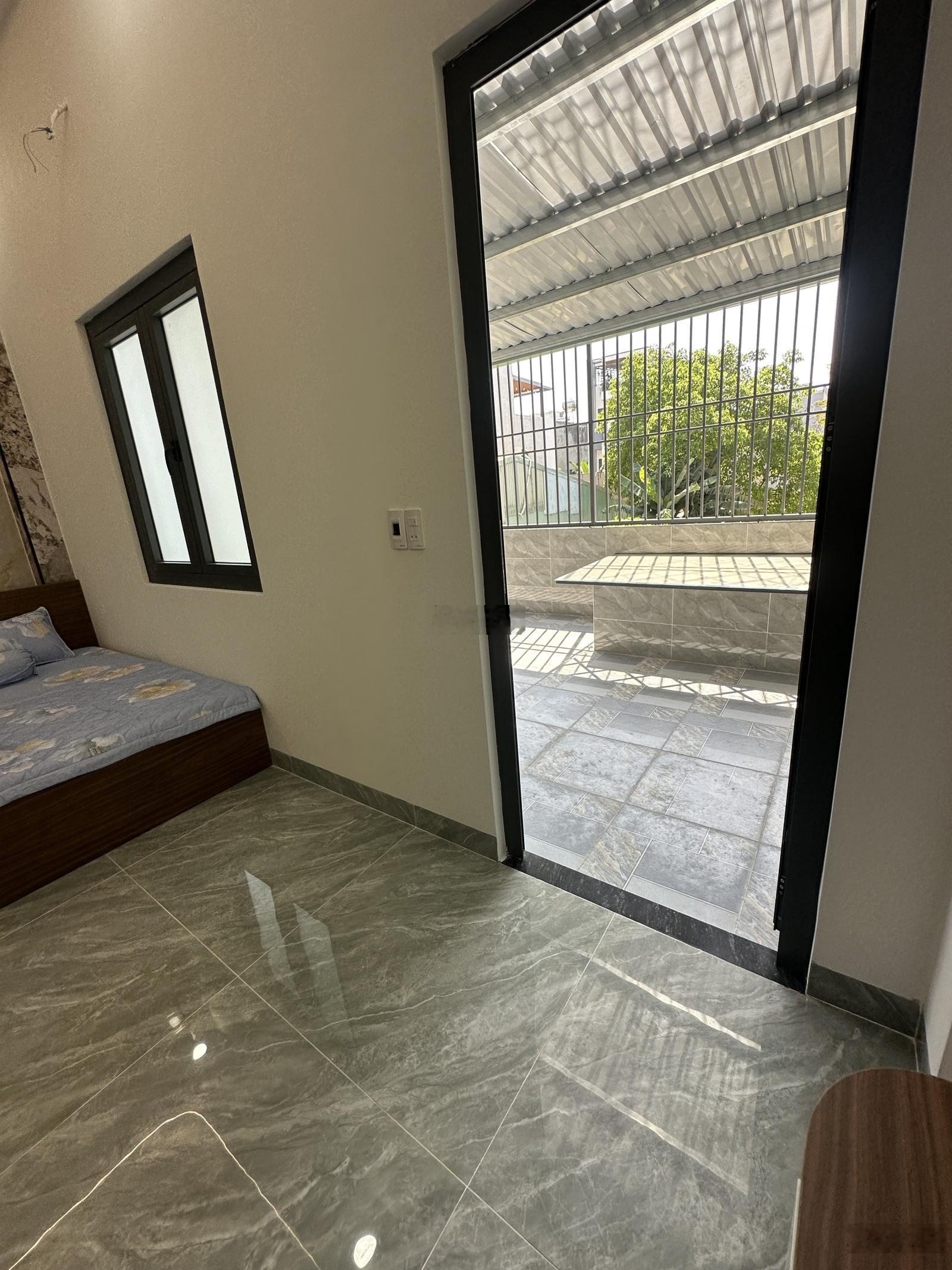 Bán nhà phố hoàn công tại vòng xoay An Phú, P. An Phú, TPHCM, diện tích lớn 252m2 sàn