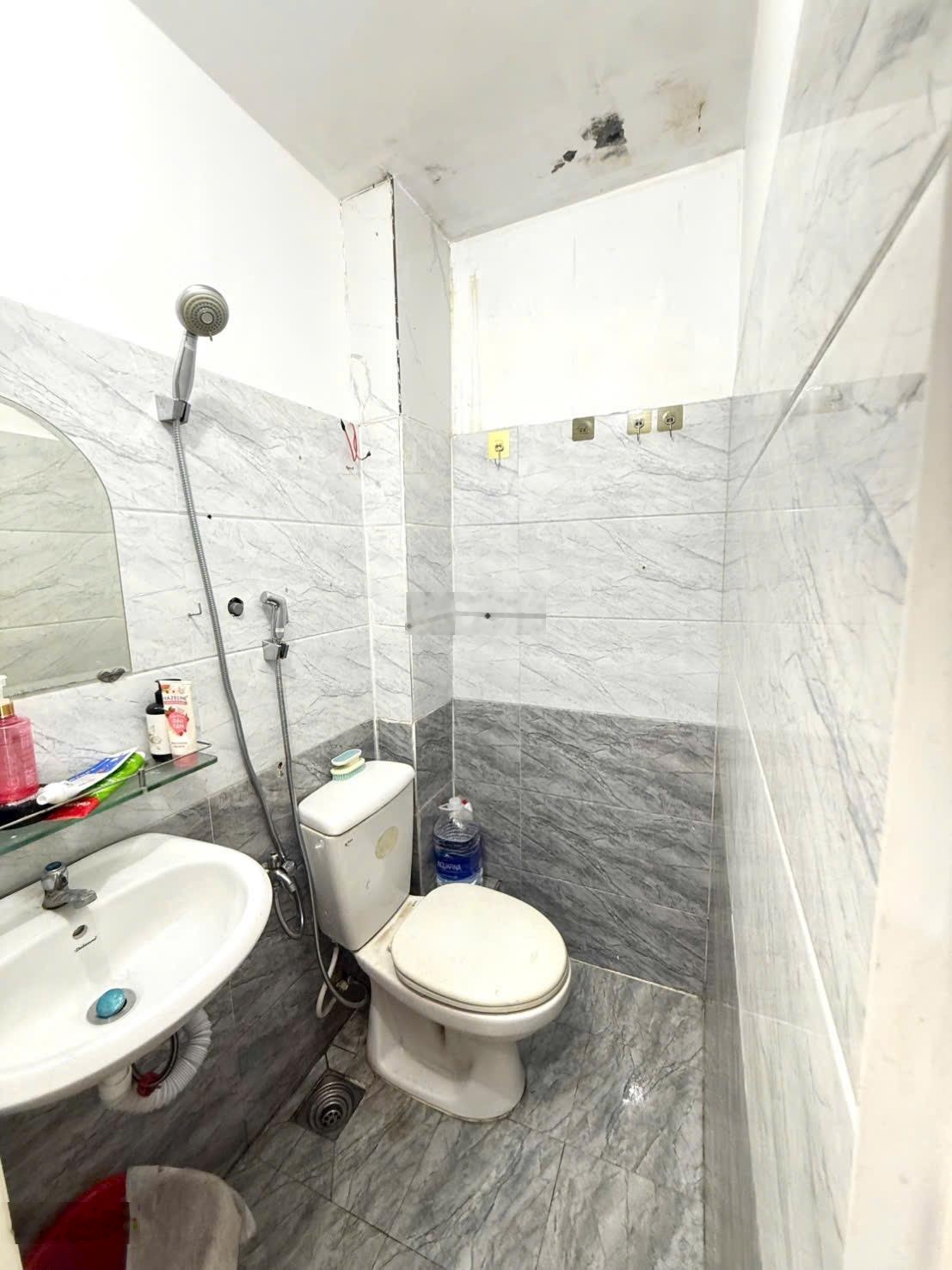 Bán nhà hẻm oto - thổ cư 100% - hẻm thẳng - đường số quận 7