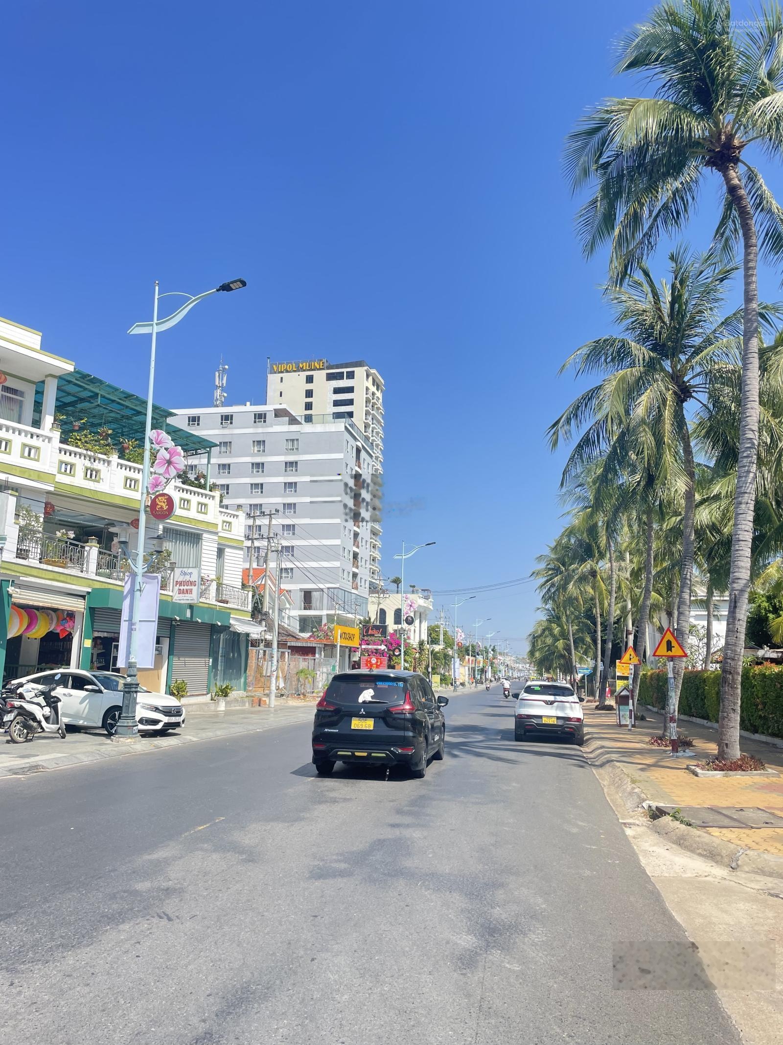 Đất phố tây mũi né mặt tiền nguyễn đình chiểu, 140m2 full thổ cư, 7 tỷ