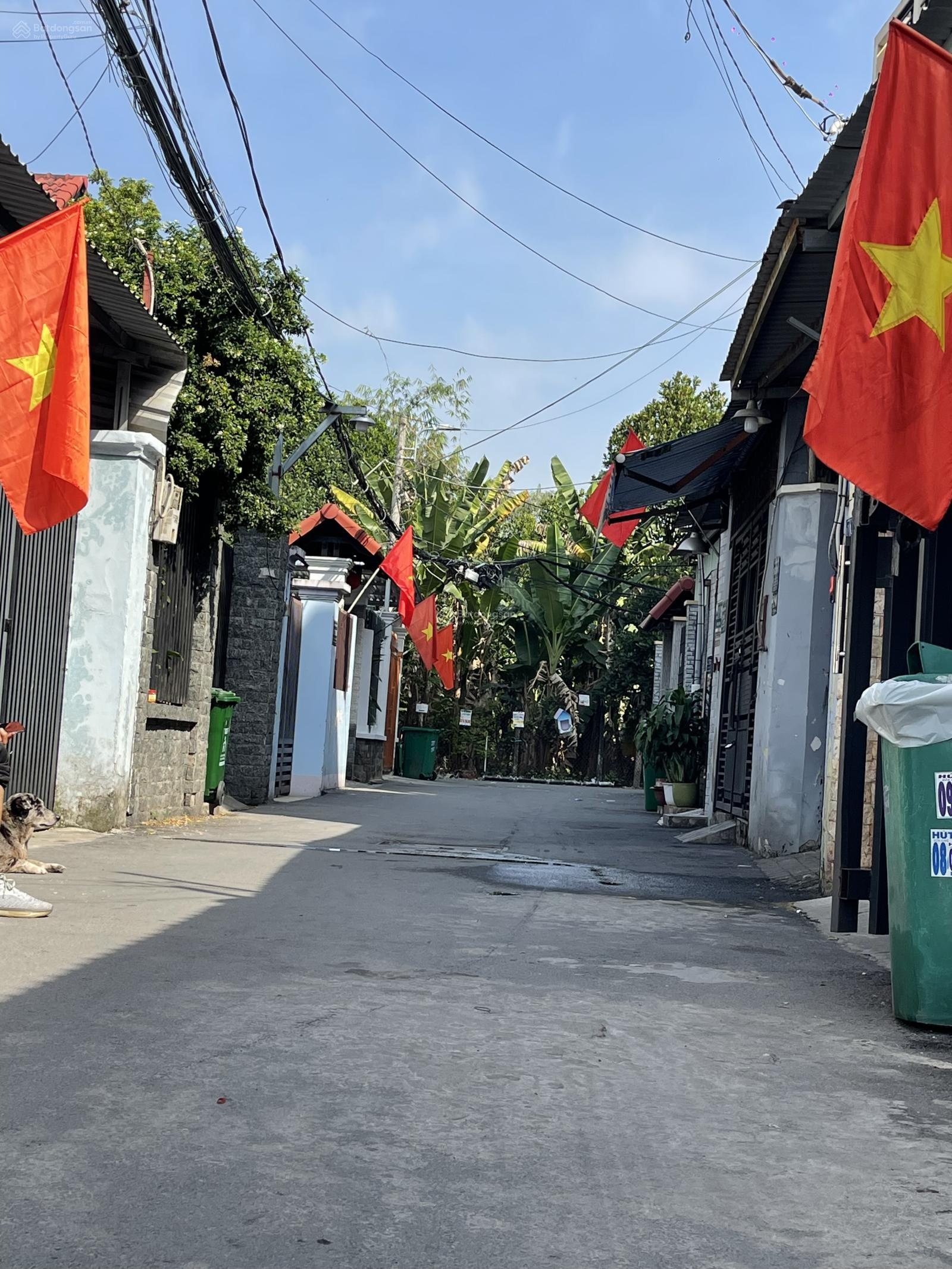 Chinh chủ gửi bán lô đất ngang 4.2m x 14,5m tổng diện tích 60m2 đường xe hơi thông thoáng