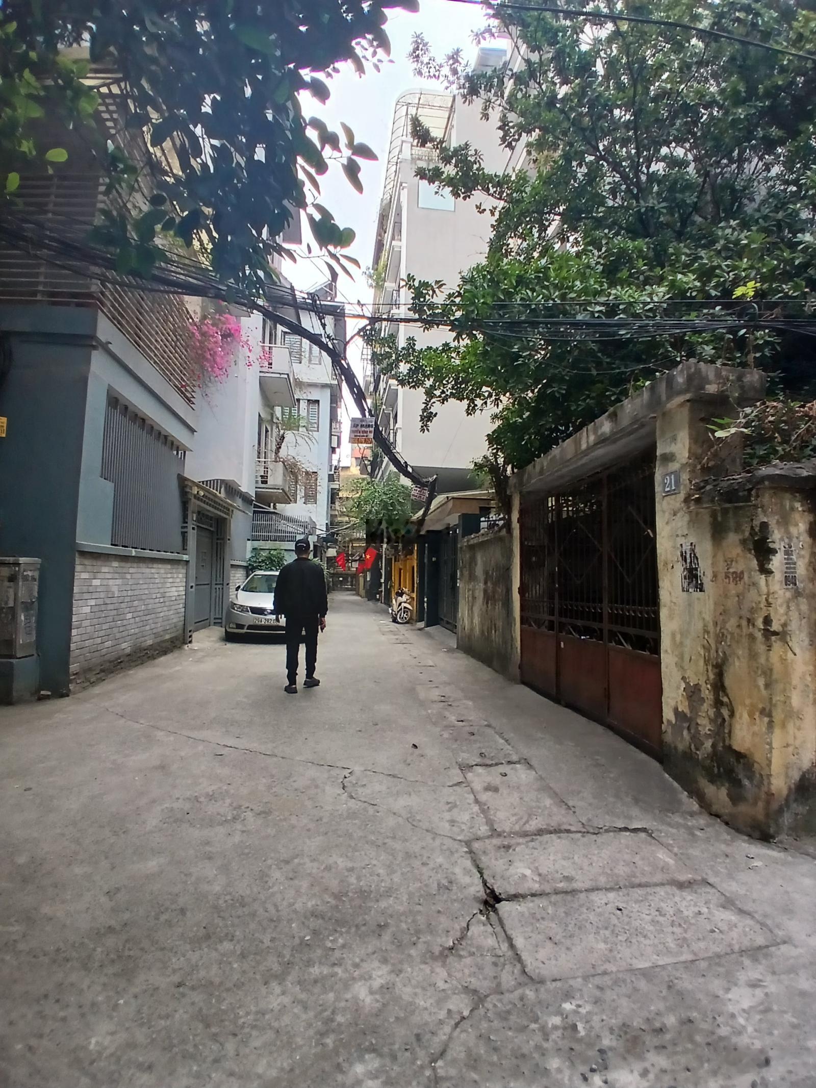 Bán nhà bt ngõ 19 Liễu Giai,Ba Đình 107m,mt 6,3m ngõ ô tô vào nhà gia bán nhỉnh 40 tỷ