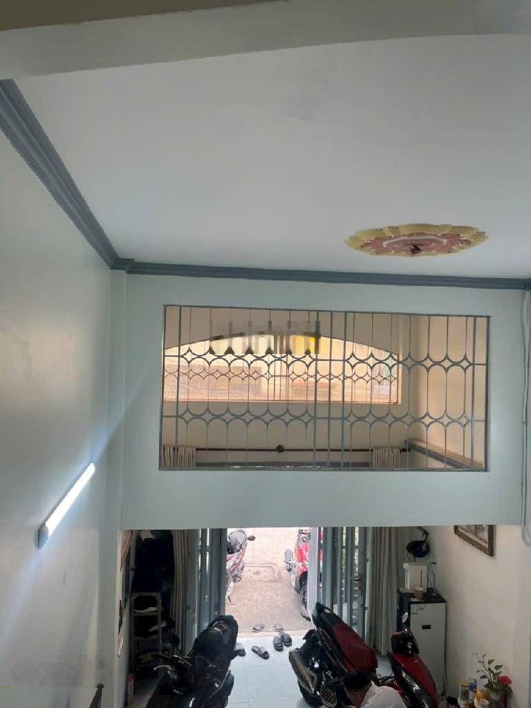 TTQ 8 cách mặt tiền 50m ra đường Liên tỉnh 5