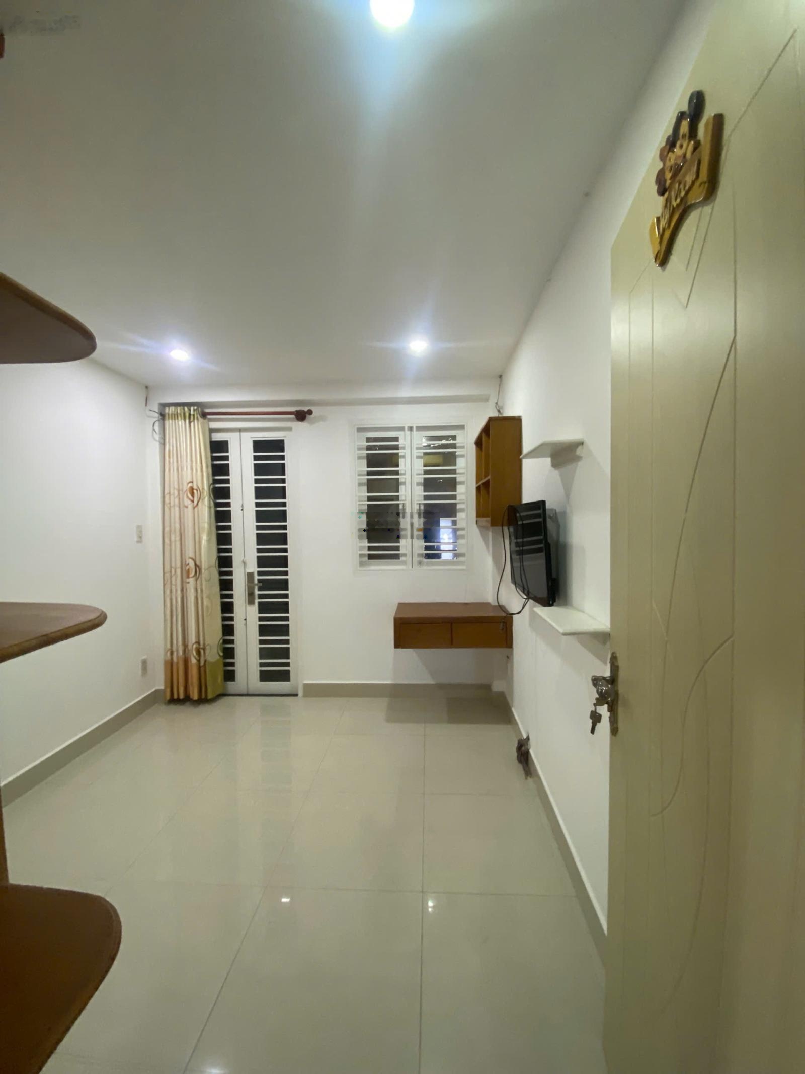 Bán Nhà 5 Tầng Mới Đầy Đủ Nội Thất, Hẻm Hoà Hưng, P.13, Quận 10