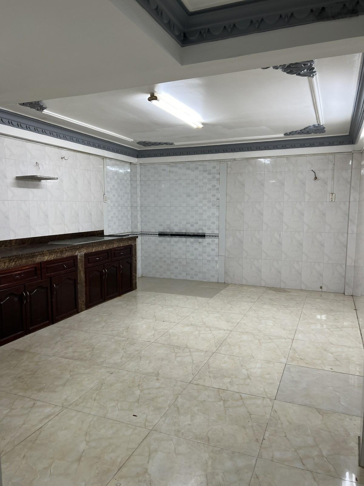 Nhà HXH - sát mặt tiền - Trường Chinh - giáp Cộng Hoà - 84m2 - giá 6,7tỷ - LH 0949351891 Mr Toản