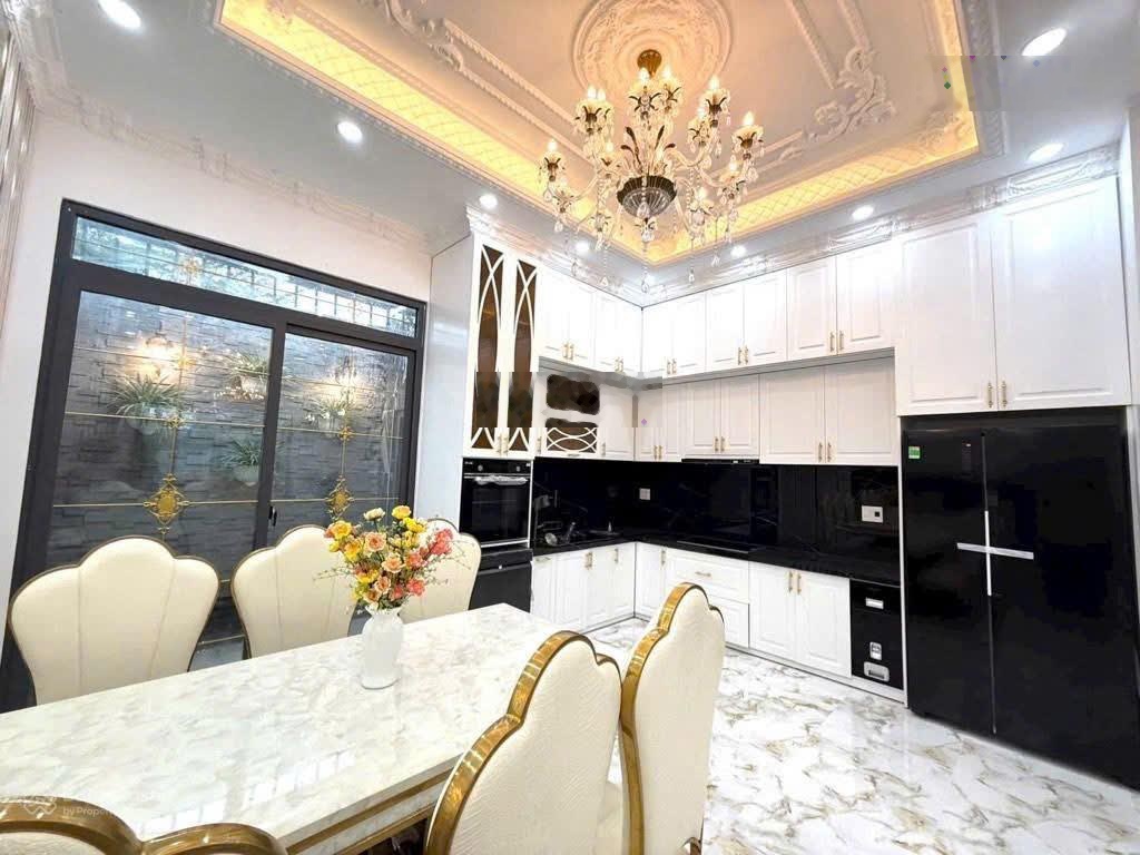 Nhà 5 tầng Phan Huy Ích, Gò Vấp. 122m2, 10 PN cho thuê 45tr/tháng. Giá 9 tỷ 8