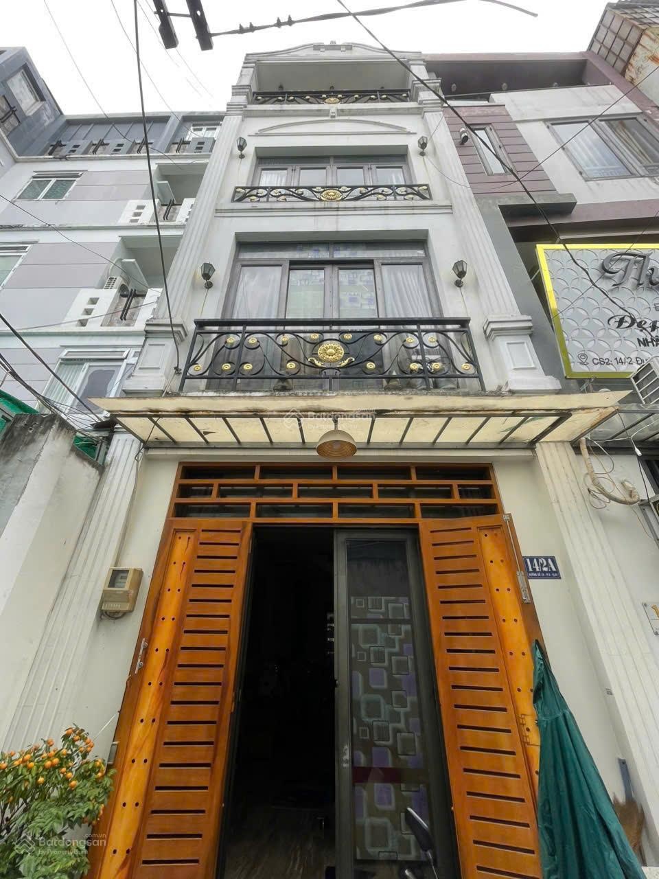 Cần bán gấp nhà đẹp - vị trí đẹp - chính chủ