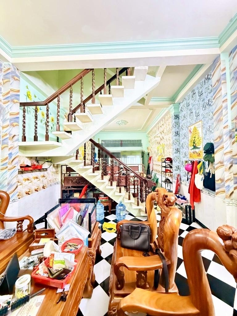 Bán gấp nhà 3 tầng Điện Biên Phủ 75m2 sát Đh Tài Chính - Hồng Bàng giáp Q1 chỉ 7,99 tỷ