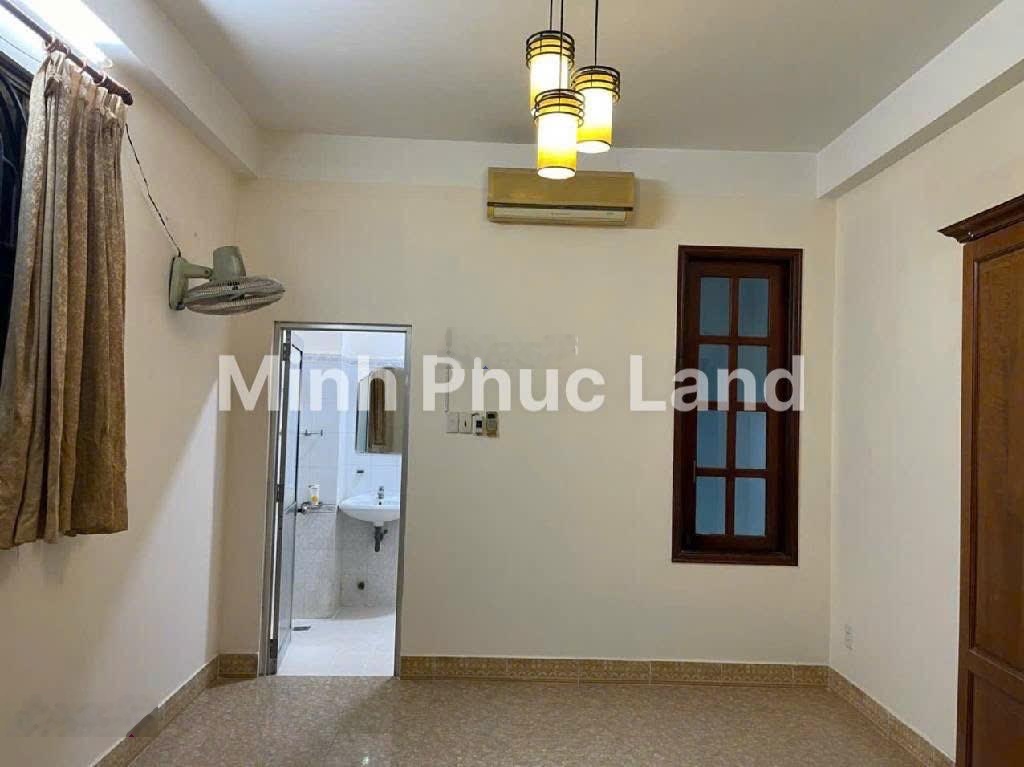 Bán nhà Trần Xuân Soạn P. Tân Hưng - Hẻm 5m - 4 tầng đúc - 4PN - không quy hoạch - Sổ hồng