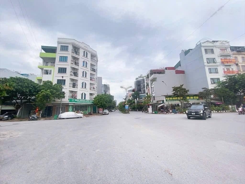 100m2 đất kinh doanh dọc bún 1 mặt ngô thì nhậm kéo dài vỉa hè rộng