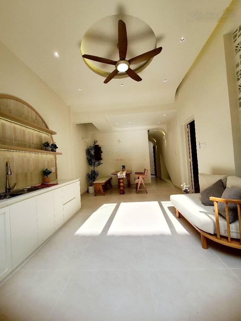 70m2- 5pn mặt tiền 5m hiếm đường hương lộ 2 - chỉ nhỉnh hơn 6 tỷ