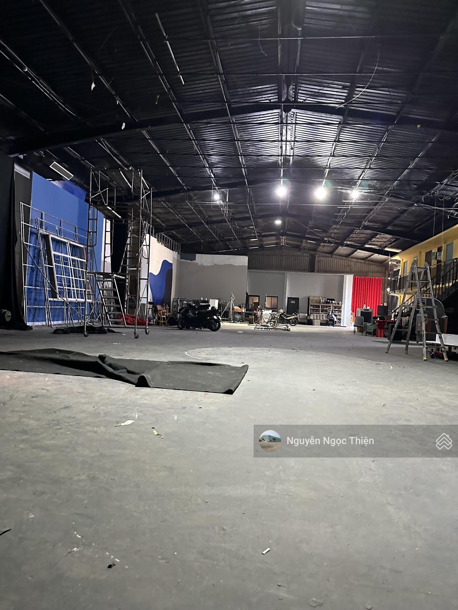 Cho thuê Kho 1050m2 tại Liên Phường , Quận 9 ( gần Quận 2 )