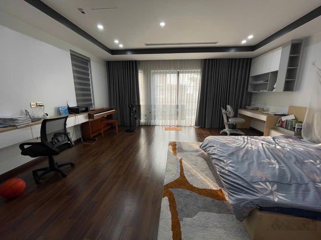 Lô góc, mặt ngõ lê trọng tấn - 6 tầng - ô tô tránh - ngõ thông - dân trí cao - nhà đẹp ở ngay