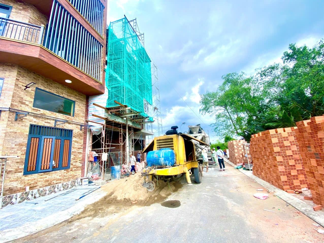 Chính chủ cần bán gấp nền đất An Lạc 88.6m2 thổ cư 100%. Ngay chung cư Akari Ehome 3 Võ Văn Kiệt