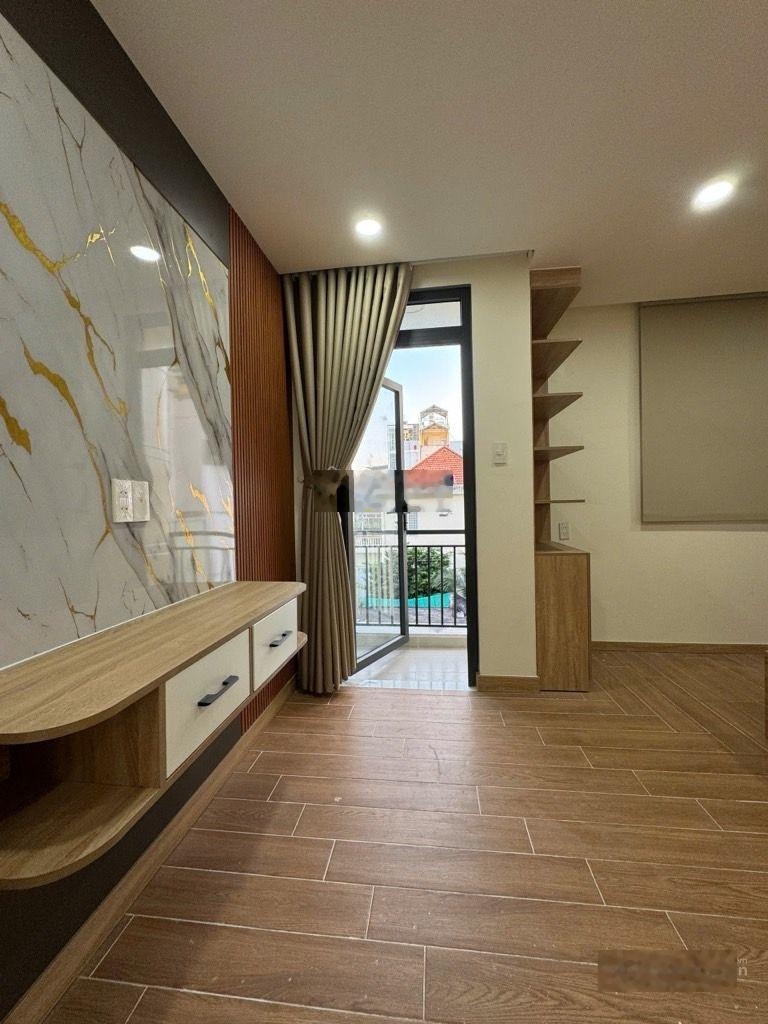 Bán nhà 4 tầng Chu Văn An - ngay học viện Cán Bộ - HXH ngang gần 5m - SHR vuông vức - nhỉnh 6tỷ TL