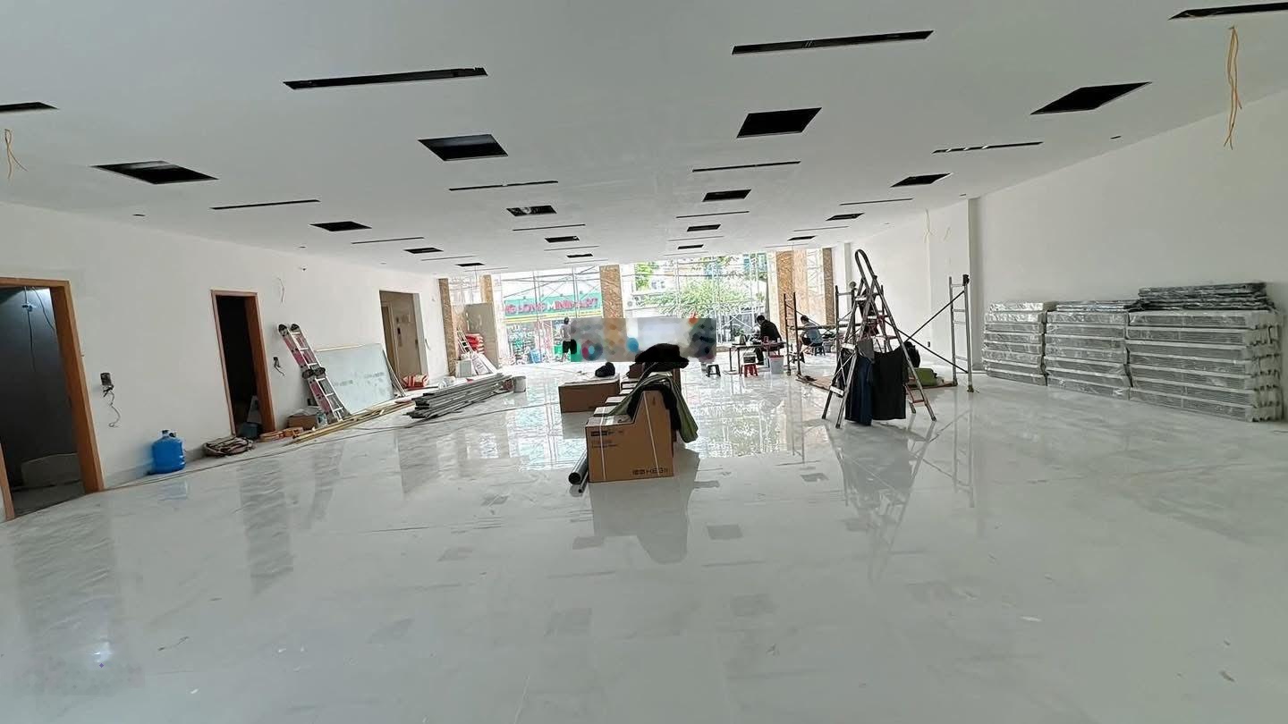 Bán toà VĂN PHÒNG 2 mặt tiền MẶT PHỐ quận Tây Hồ, 360m, 9 Tầng, Mt 15m Đẳng Cấp