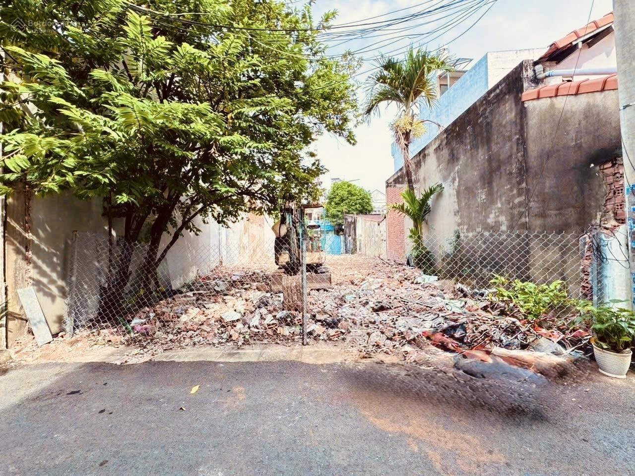 Bán 2 nền đất 2MT trước sau HXH đường 385 Lê Văn Việt DT: 74m2 (7x11) và DT: 80m2 (7x13) có bán lẻ