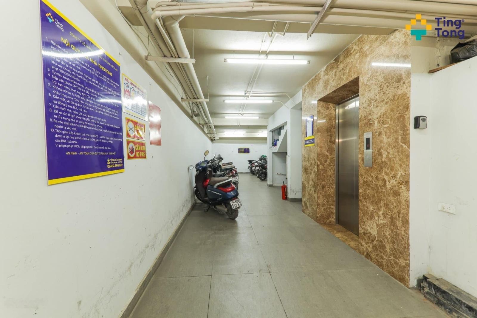 Cần bán rất gấp nhà ngõ 102 đường trường chinh. 70m2 - 6 tầng. thang máy. gara ô tô.