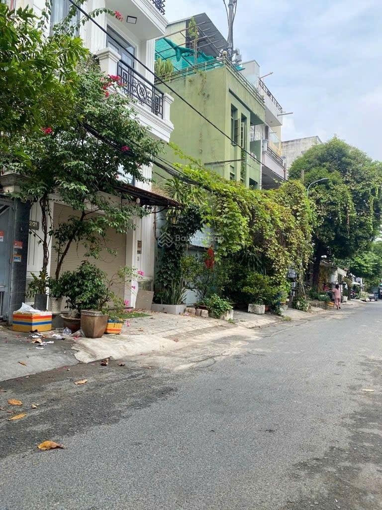 Bán đất tặng nhà ngay ngã 3 Lê Đức Thọ - Phan Văn Trị - 64m2 - hẻm 11m có vỉa hè - giá 10,2 tỷ TL