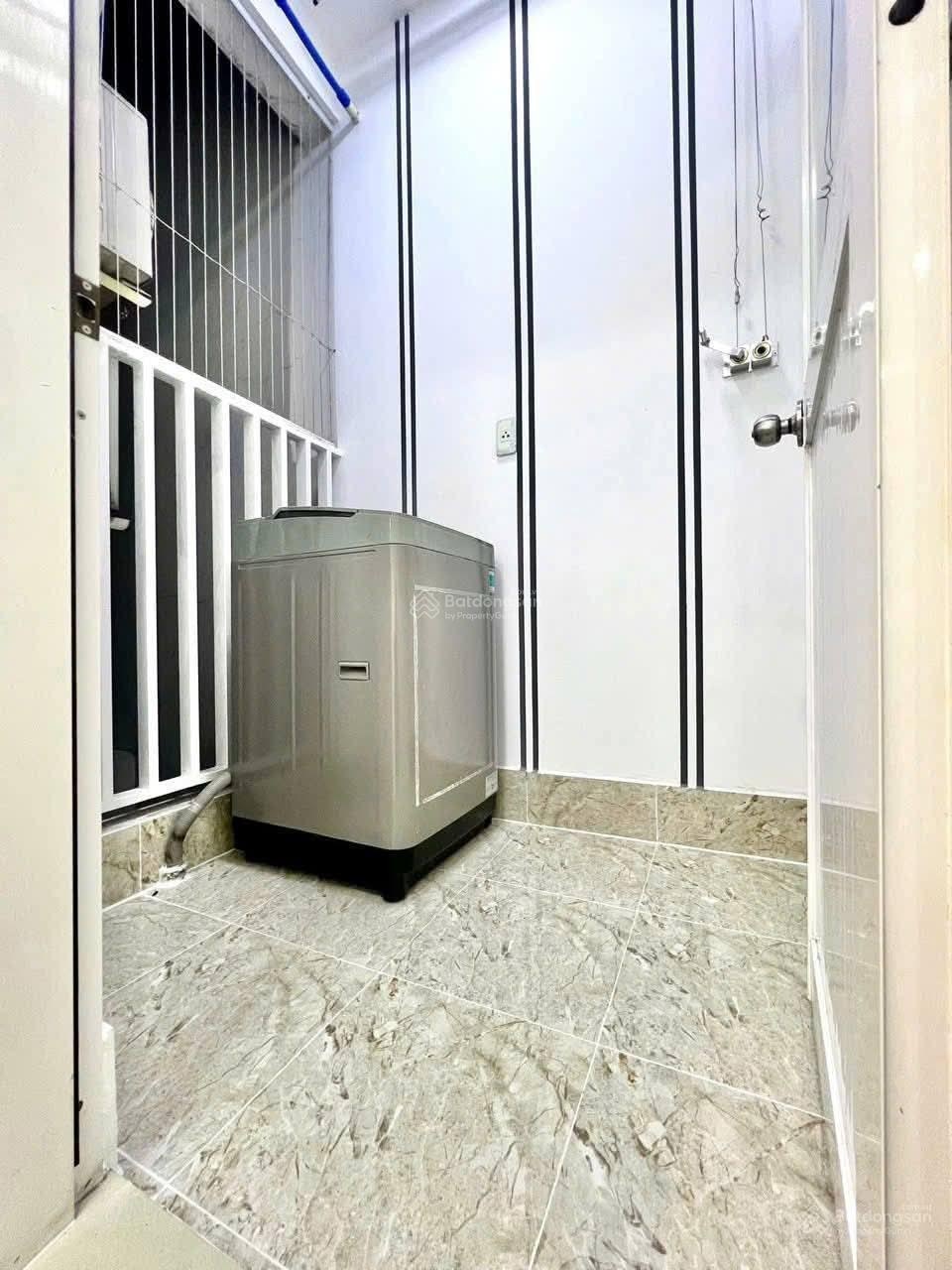 Cho thuê CC 2PN, 2WC tại The Harmona, 73m2 chỉ với 13 triệu VND