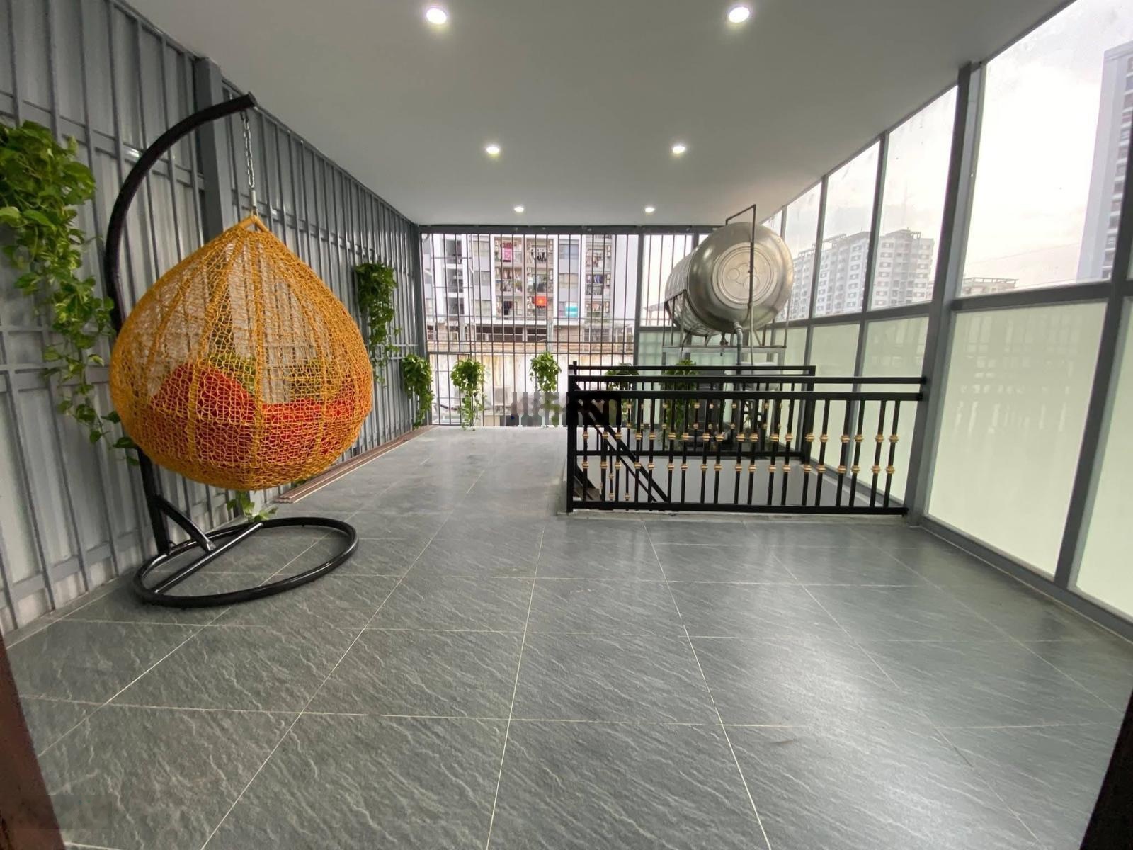 Nhà Đẹp Ở Luôn Minh Khai, Hai Bà Trưng 30/39m, 5 tầng, mt 4.3m, giá 8.38.