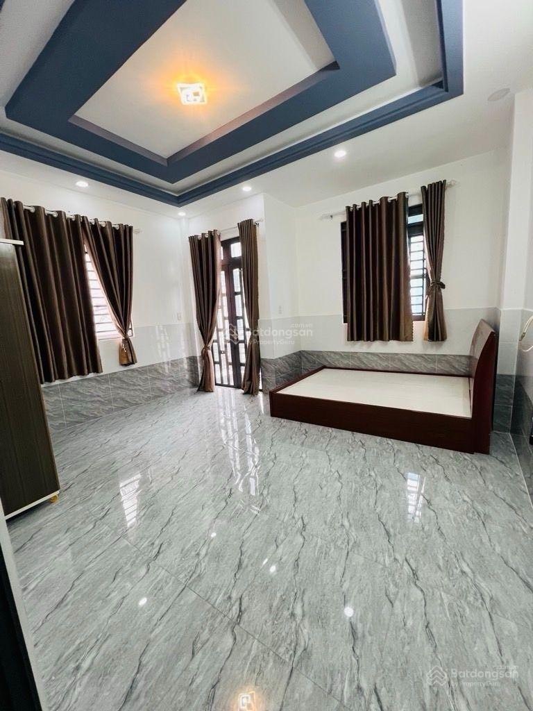 Q7- nhà đẹp ở ngay -lô góc thoáng sáng- ngang 4,5m- lâm văn bền- nhỉnh nhẹ 5 tỷ- tl