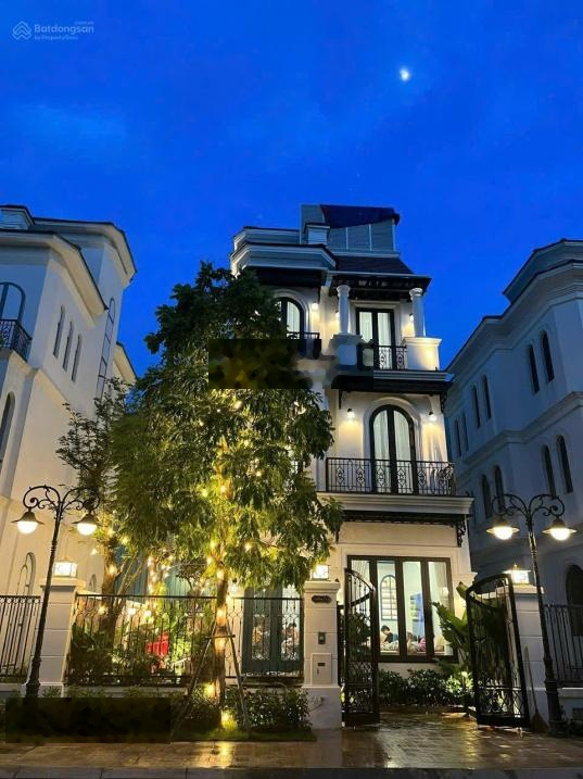 Nhà khu biệt thự - xuân la, tây hồ - 130m - 4 tầng, nhà căn góc thoáng đẹp, 35tr/tháng