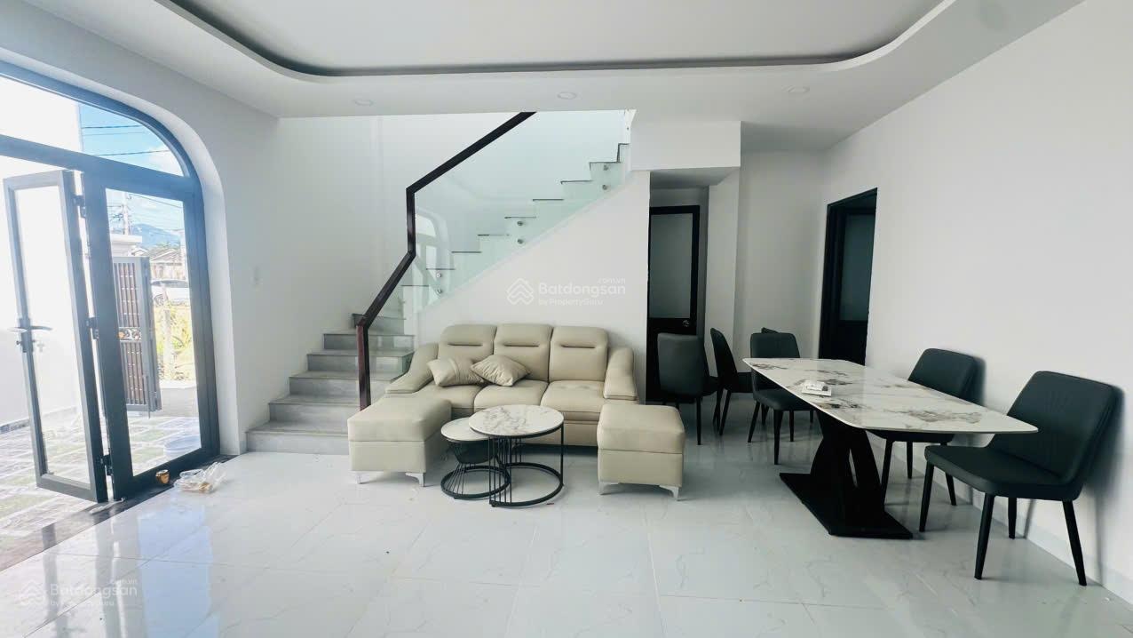 Chỉ 1,7 tỷ có ngay nhà 1 trệt 1 lầu diên điền - bao sổ - gần chợ & ubnd - sđt 0931897111