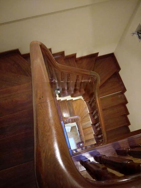 Bán căn góc full nội thất đối diện trường Lê Lợi cạnh chợ Hà Đông có gara ô tô 36m2x5T.