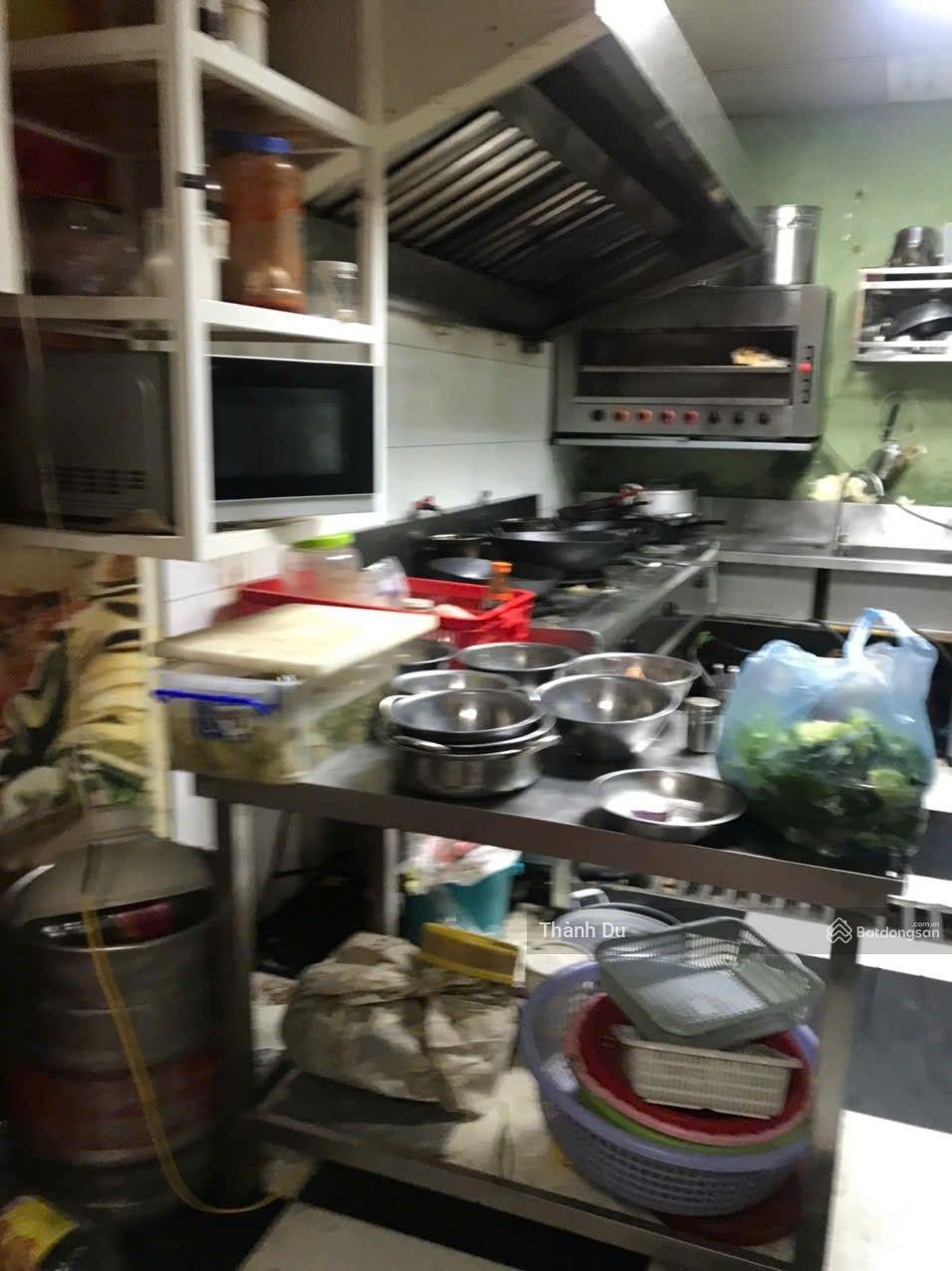 Cho thuê sang nhượng nhanh quán bia hơi đang kinh doanh tốt tại Ngọc Khánh - Ba Đình - Hà Nội