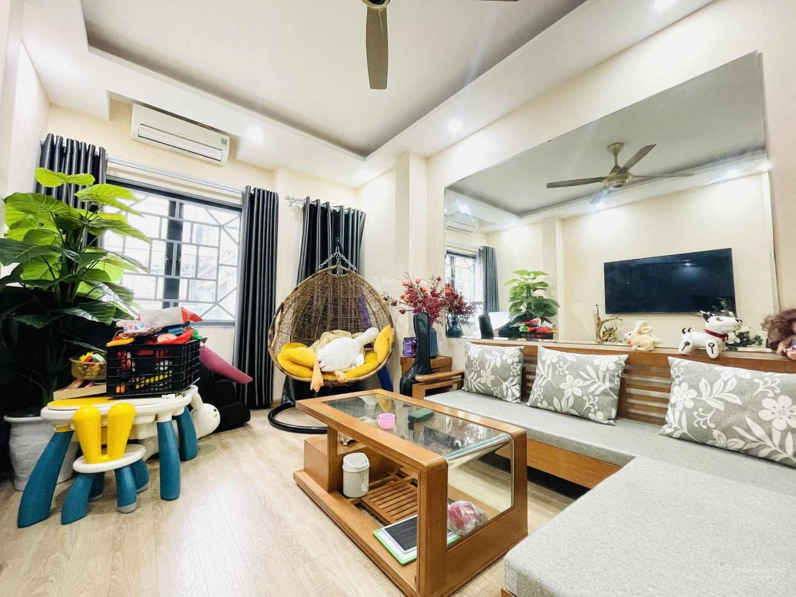 Bán nhà phân lô Hồng Hà, Ba Đình. Oto tránh, kinh doanh, dân xây KCBT 48m*5T tặng full NT ở ngay