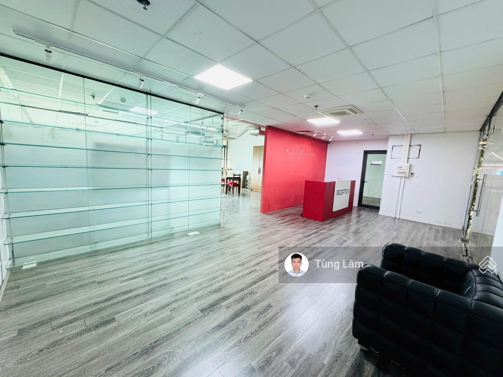 Cho thuê văn phòng tại Hoàng Đạo Thuý 100m2 chỉ 13tr/tháng