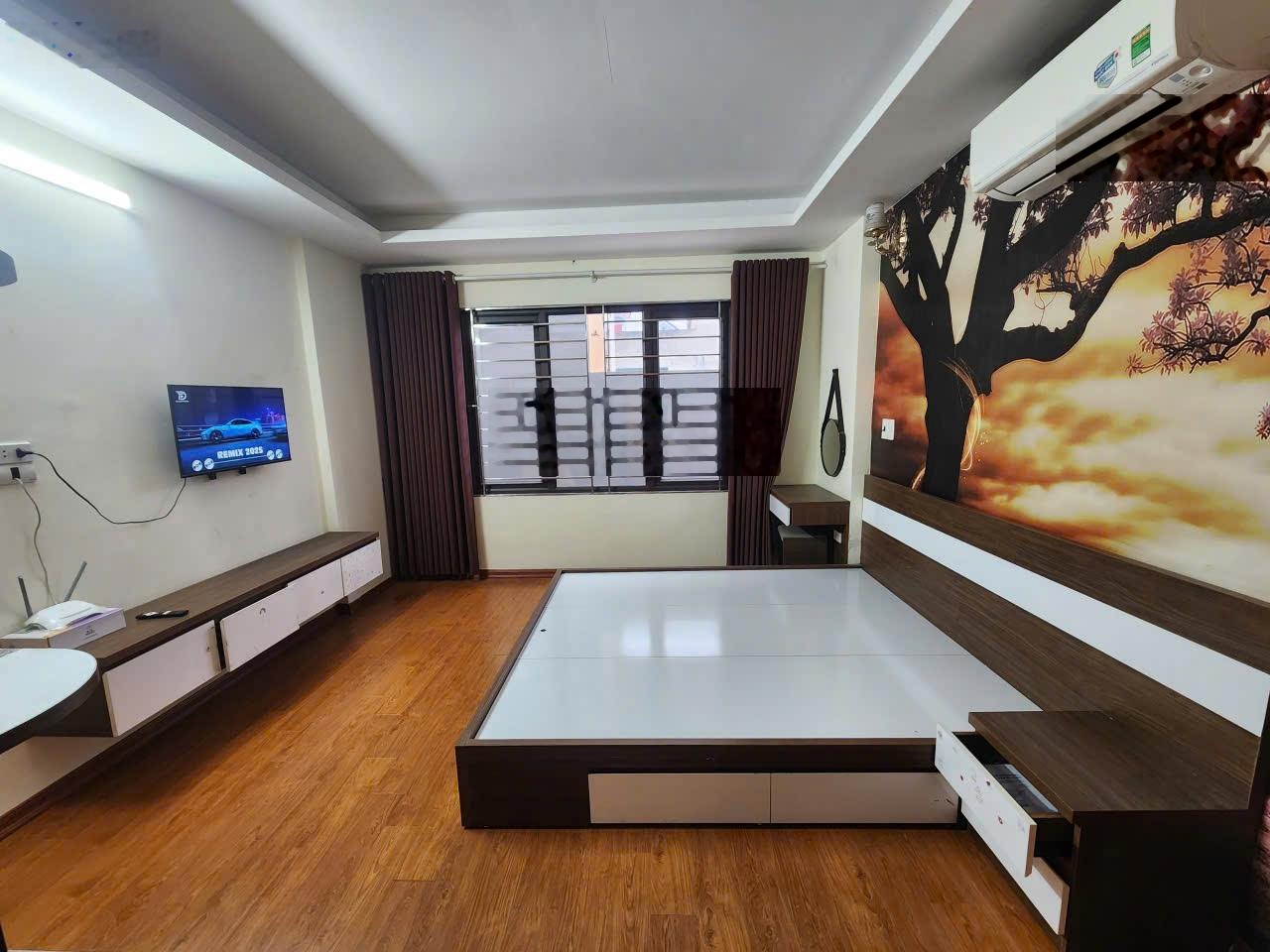 Cần bán trước tết, chủ nhà cực kì thiện chí bán-Nhà 4 tầng đã có đủ nội thất-ngõ rộng-Giá siêu tốt