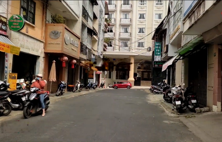 Bán nhà phố mặt tiền tăng bạt hổ, phường 1, ngay chợ đà lạt sổ riêng
