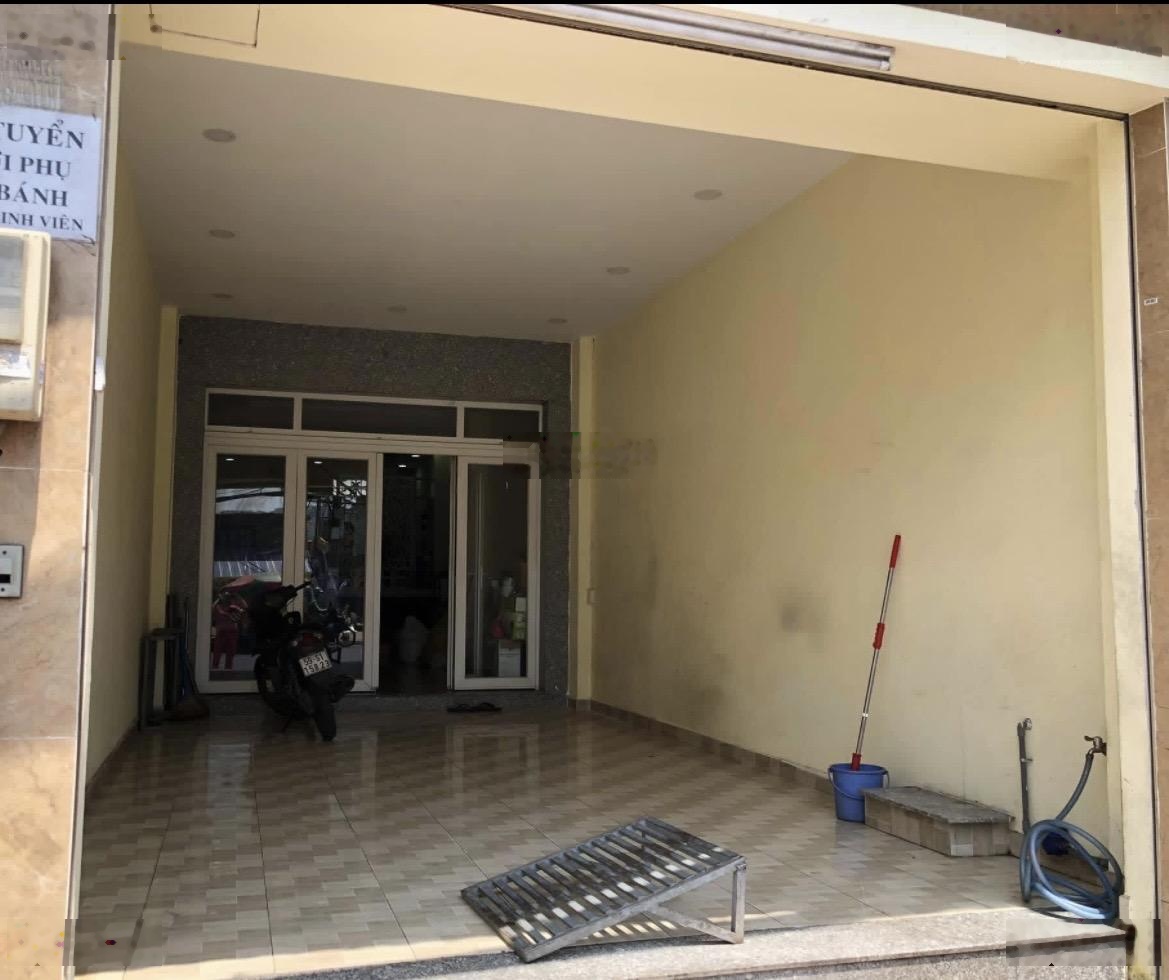 Cho thuê MBKD diện tích 28 m2 trục đường 2 chiều Nguyễn Xí, phường 26, Bình Thạnh